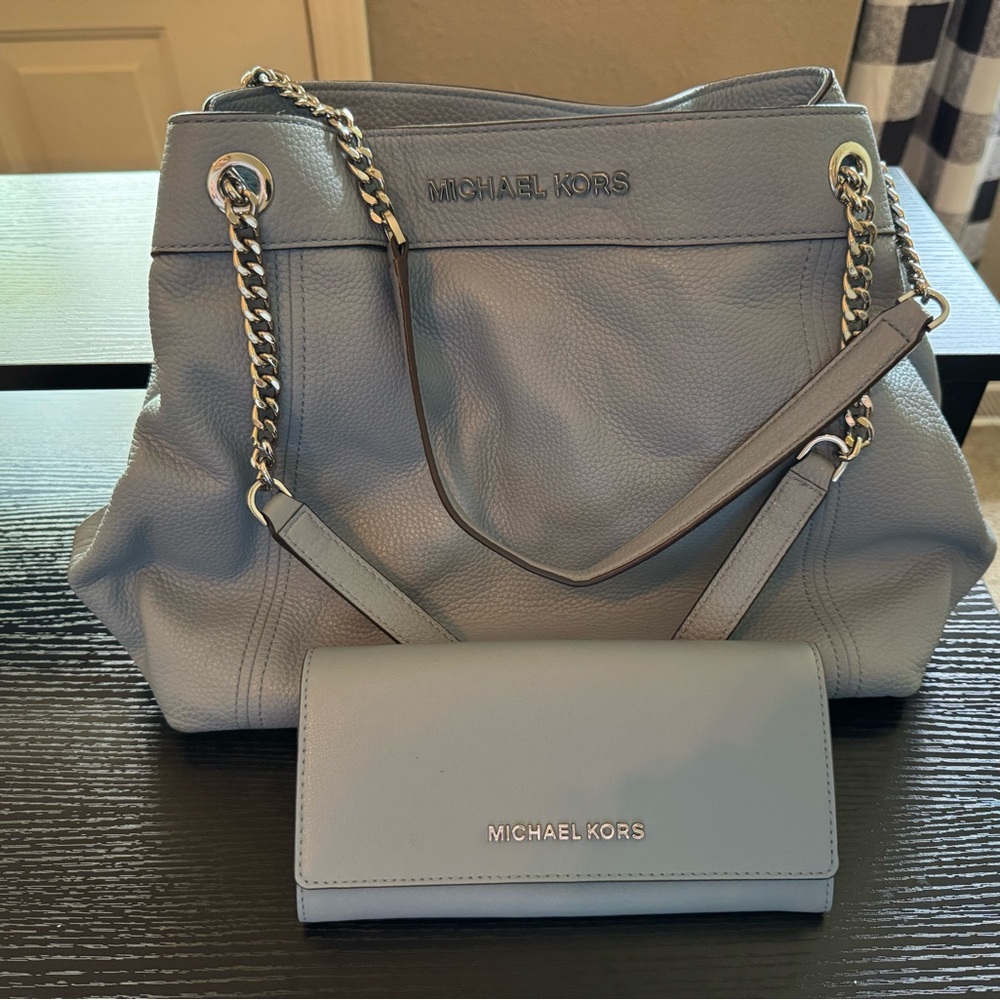 Michael Kors BlueTote and Wallet Set